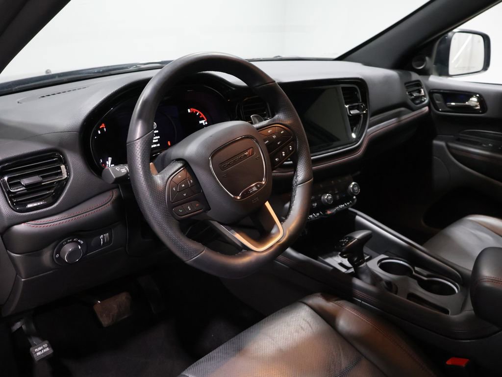 Used 2025 Dodge Durango GT image 16