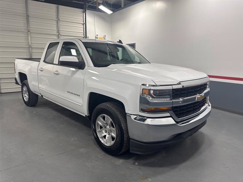 Used 2019 Chevrolet Silverado 1500 LT RWD image 2