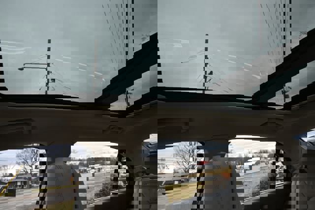 Used 2017 Lincoln Continental Reserve w/ Technology Package image 35