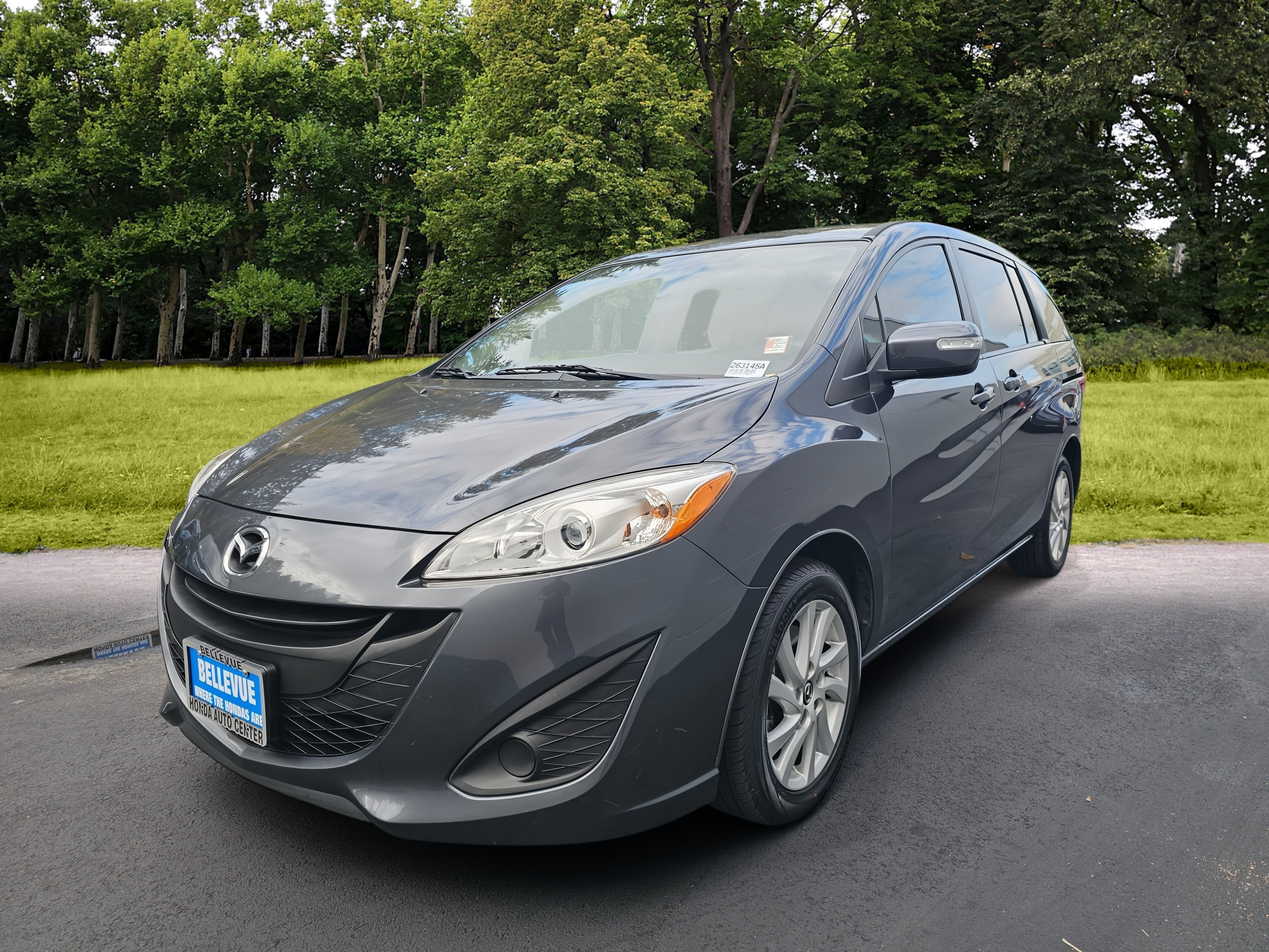 Used 2015 MAZDA MAZDA5 Sport FWD image 3