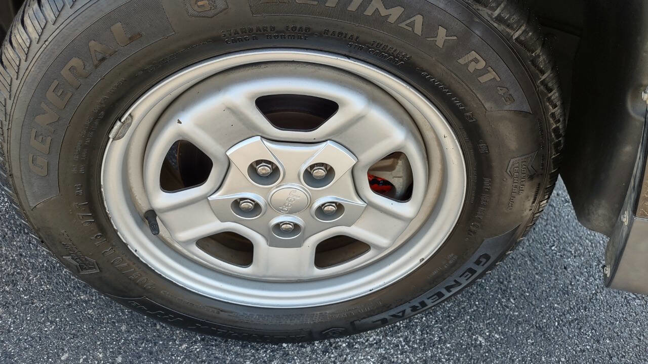 Used 2016 Jeep Patriot Sport w/ Power Value Group image 33