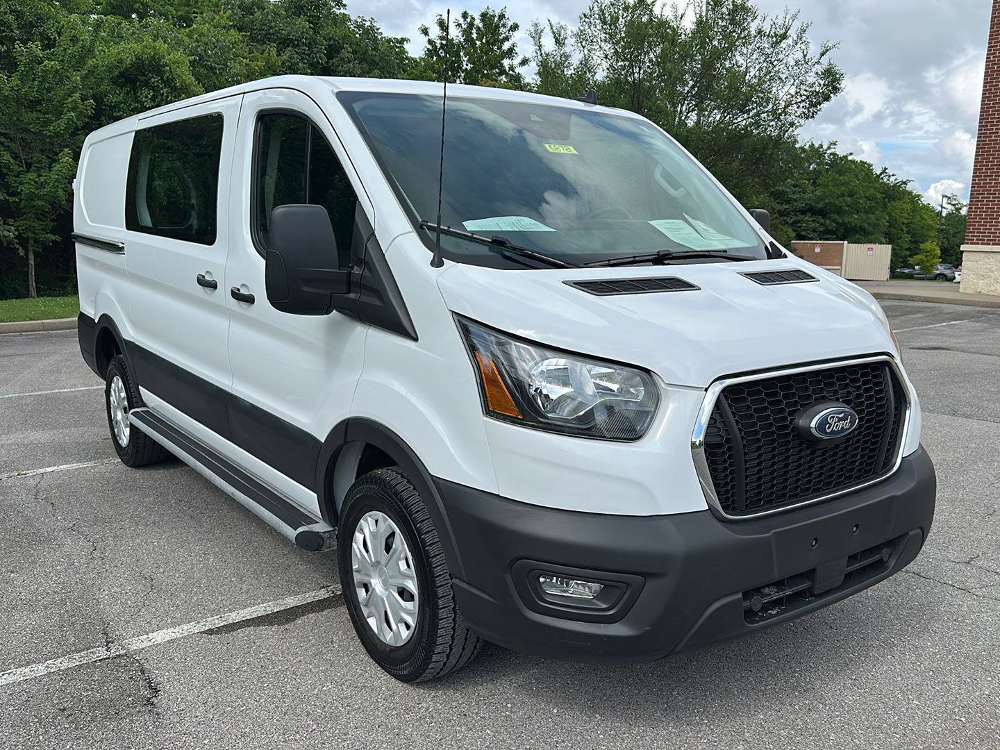 Certified 2025 Ford Transit 250 Low Roof w/ Exterior Upgrade Package RWD image 7