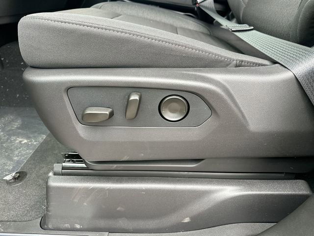 New 2026 GMC Sierra 1500 Elevation image 12