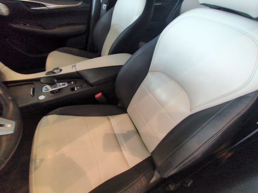 Used 2023 INFINITI QX55 Essential AWD/4WD image 9