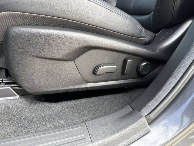 Used 2026 Subaru Forester Limited AWD/4WD image 18