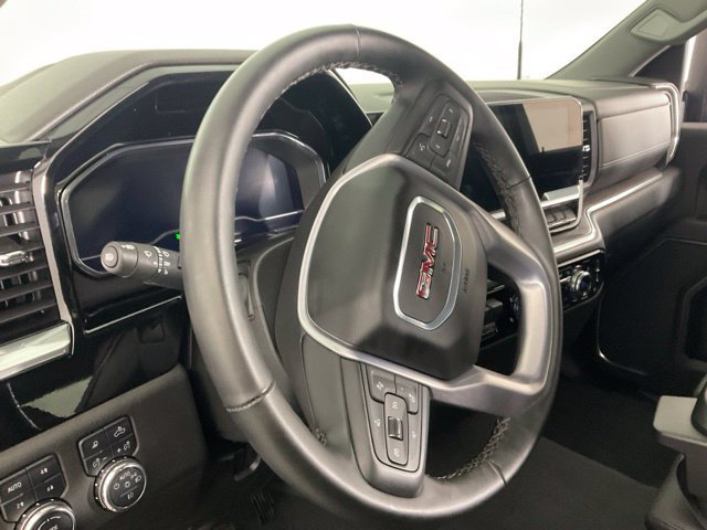Used 2025 GMC Sierra 2500 SLT AWD/4WD image 22