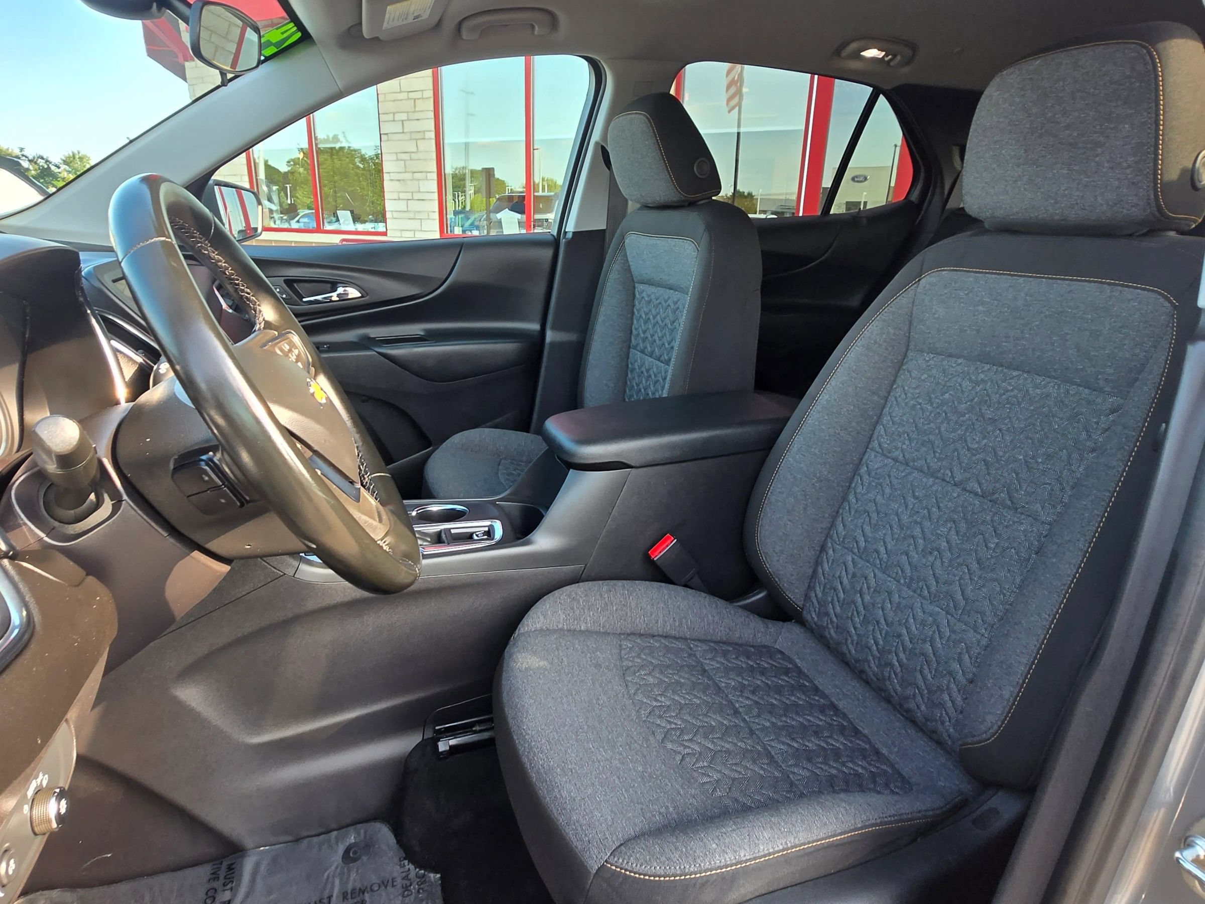 Used 2024 Chevrolet Equinox LT w/ Driver Convenience Package AWD/4WD image 11