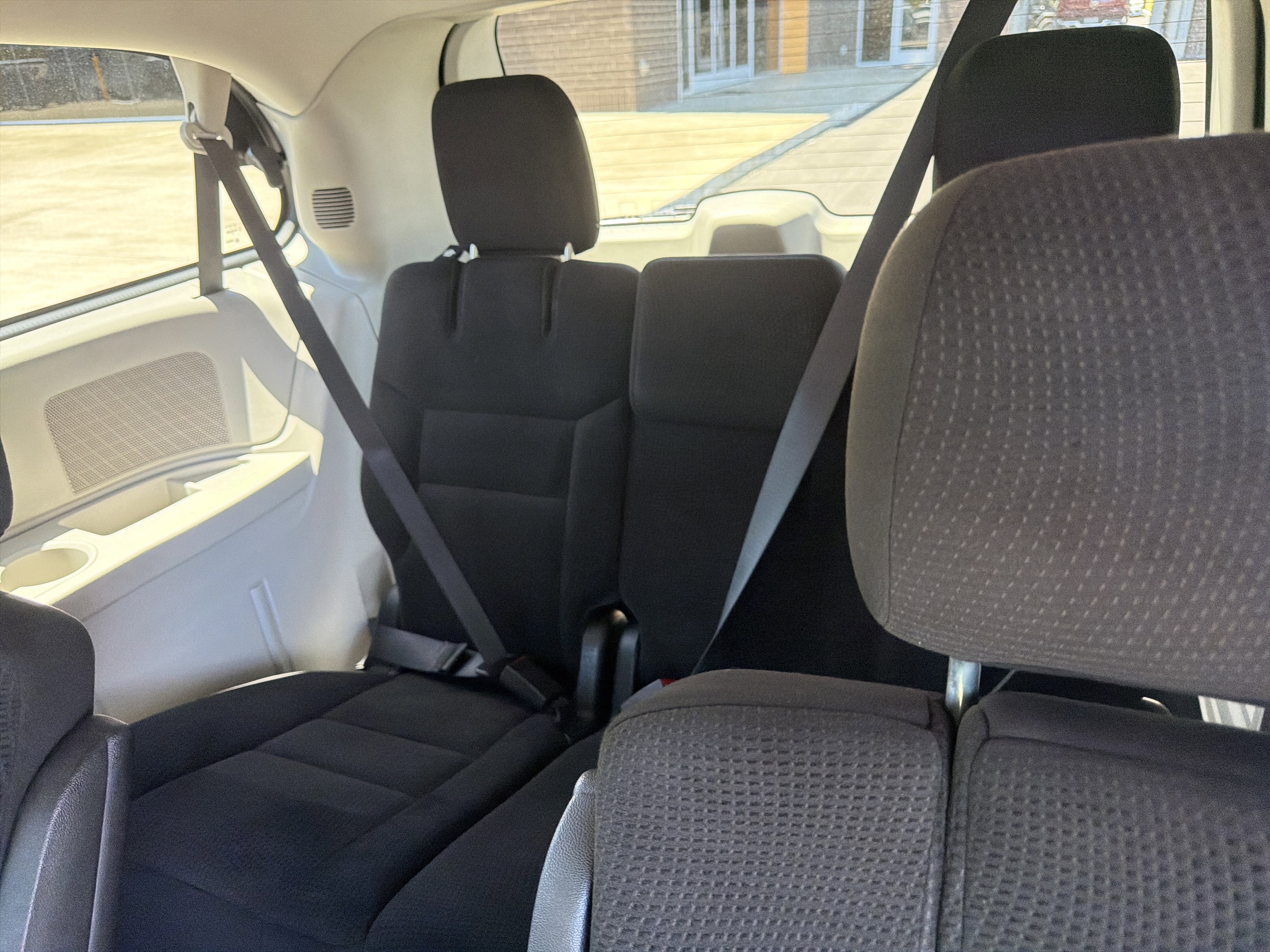 Used 2016 Dodge Grand Caravan SE w/ Quick Order Package 29E SE FWD image 7
