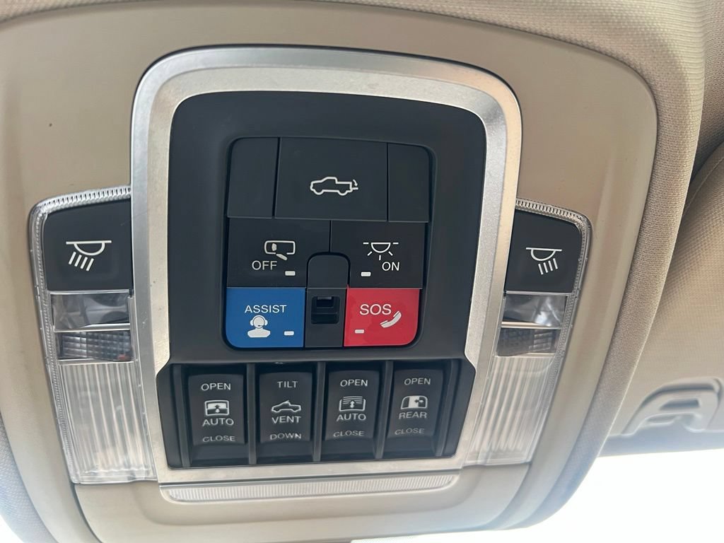 Used 2019 RAM 1500 Longhorn AWD/4WD image 48