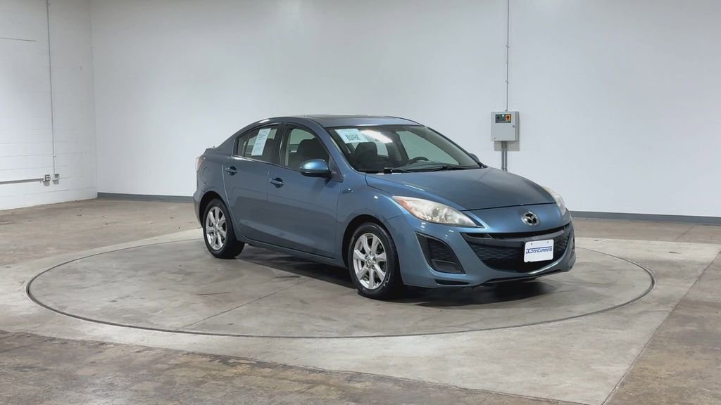 Used 2011 MAZDA MAZDA3 i Touring FWD image 3