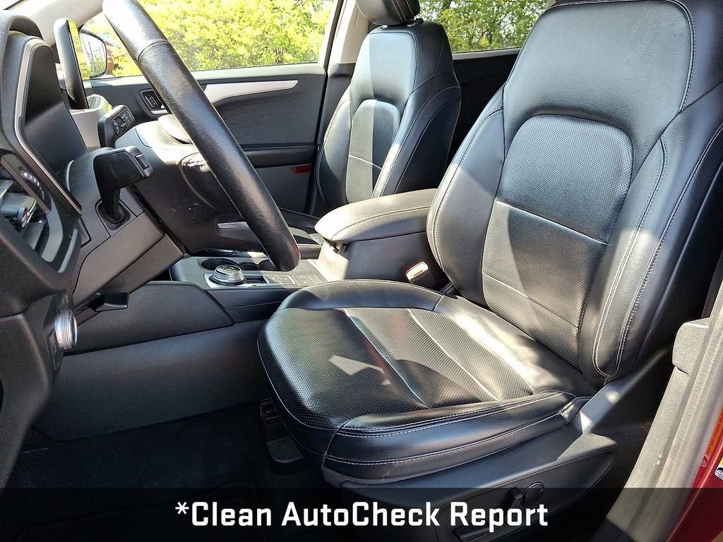Used 2020 Ford Escape SEL image 13