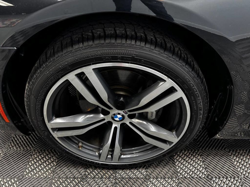 Used 2016 BMW 740i image 21