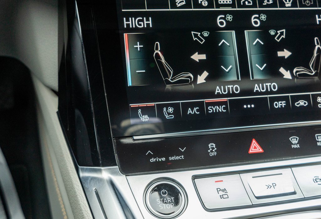 Used 2024 Audi Q8 e-tron Prestige image 10