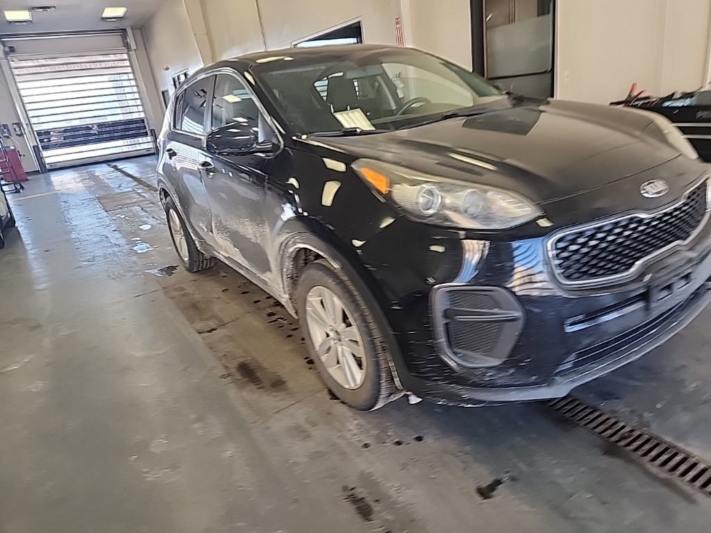 Used 2018 Kia Sportage LX image 4