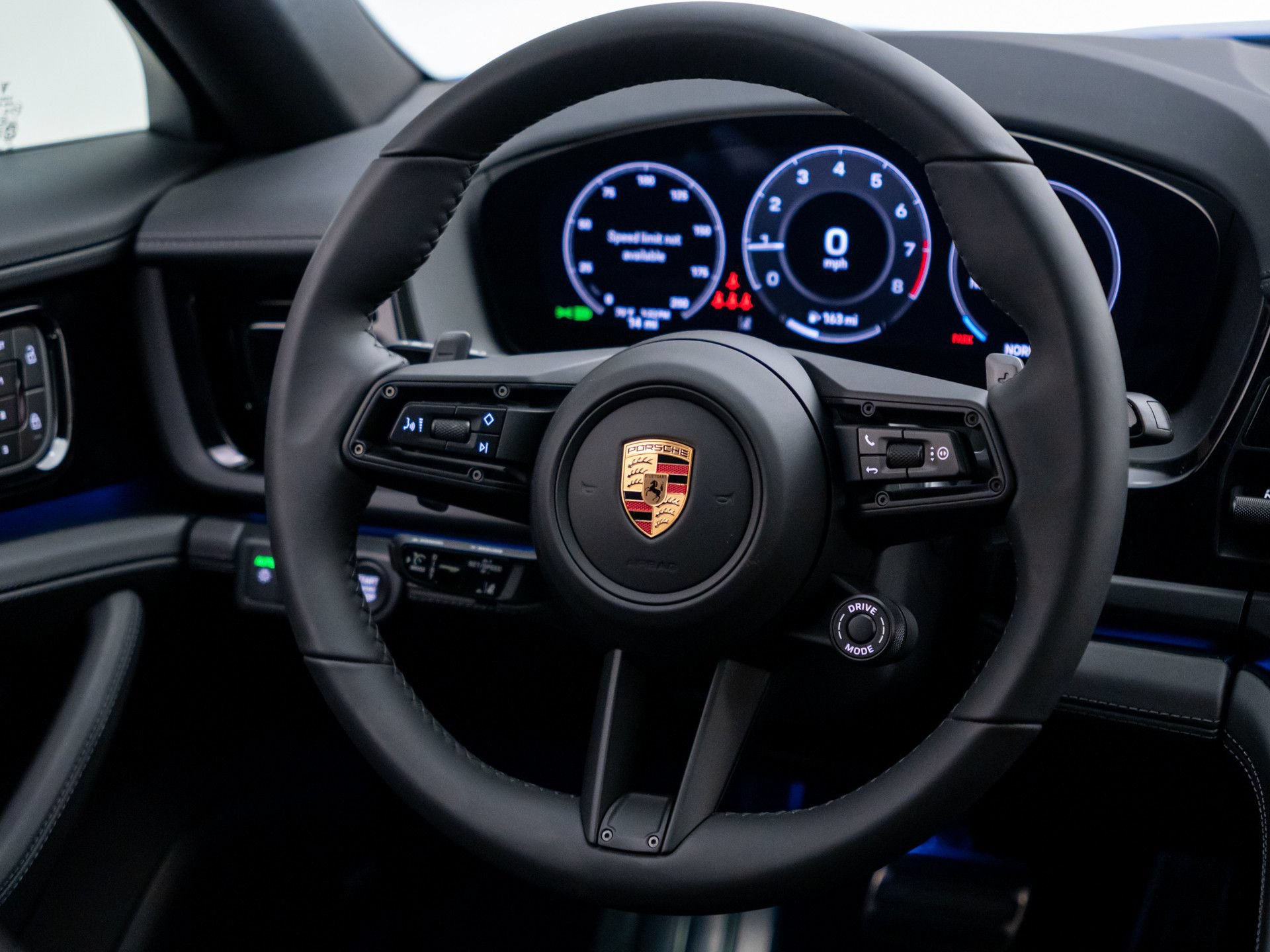 New 2026 Porsche Panamera 4 AWD/4WD image 12