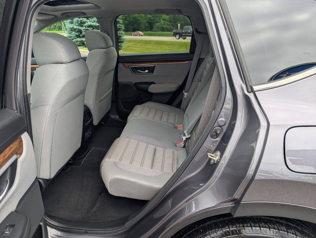 Used 2017 Honda CR-V EX image 14