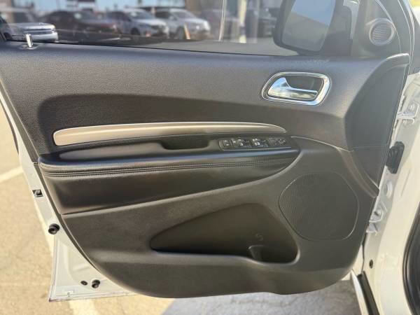 Used 2018 Dodge Durango SXT w/ 3rd Row Seating Group image 9