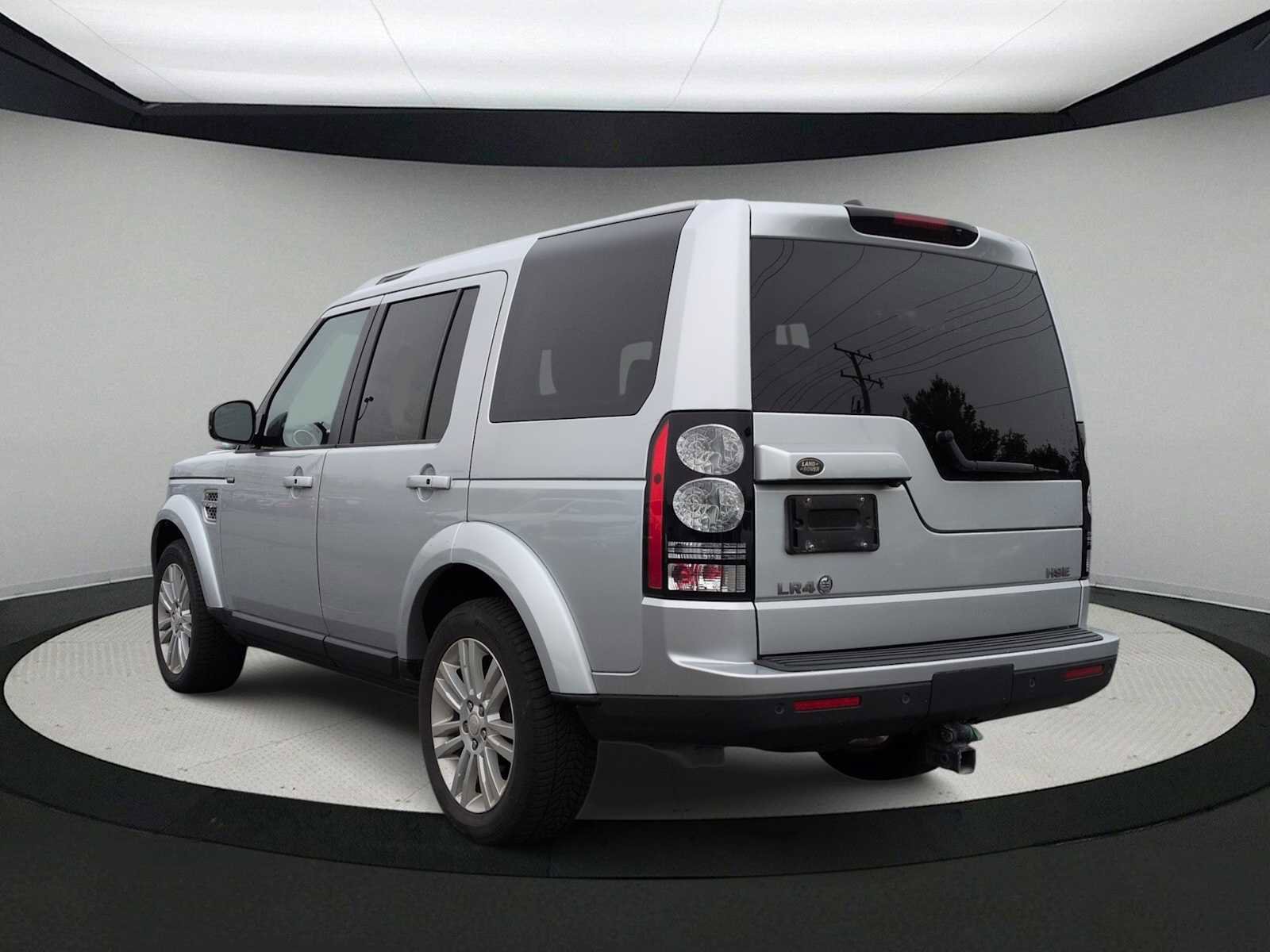 Used 2014 Land Rover LR4 HSE LUX AWD/4WD image 6