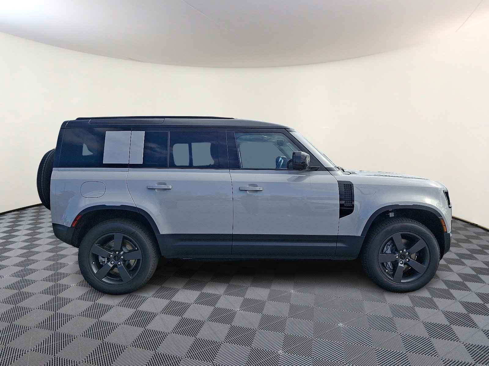 New 2026 Land Rover Defender 110 S image 6