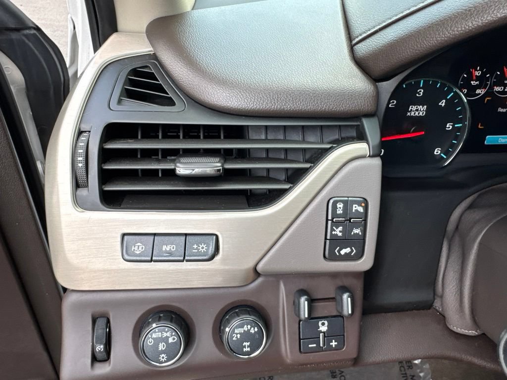 Used 2017 GMC Yukon Denali w/ Open Road Package AWD/4WD image 36