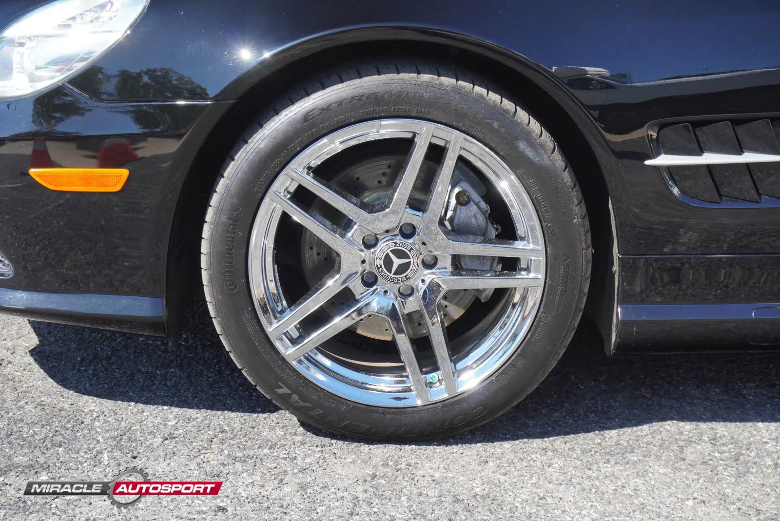 Used 2009 Mercedes-Benz SL 550 w/ Premium I Pkg image 24