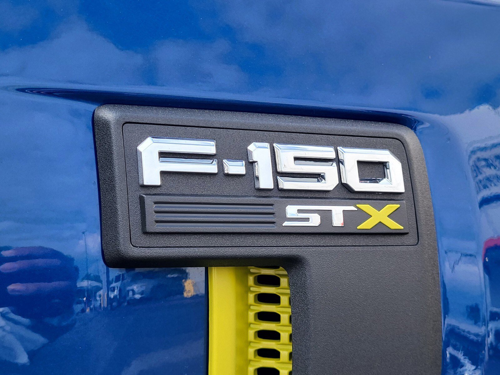 Certified 2025 Ford F150 STX w/ Equipment Group 200A RWD image 12