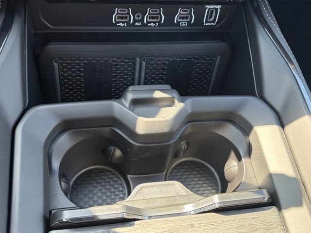 New 2026 RAM 3500 Limited AWD/4WD image 24