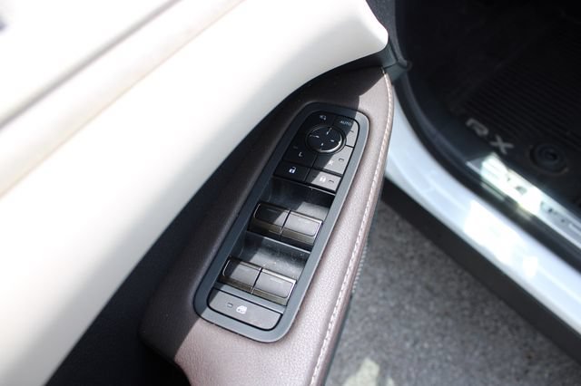 Used 2025 Lexus RX 350 AWD w/ Convenience Package image 11