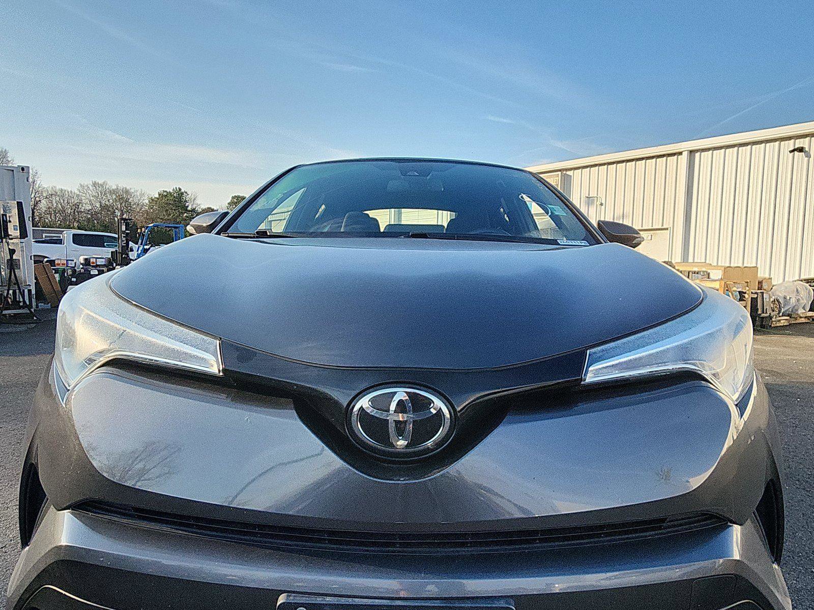 Used 2019 Toyota C-HR LE image 11