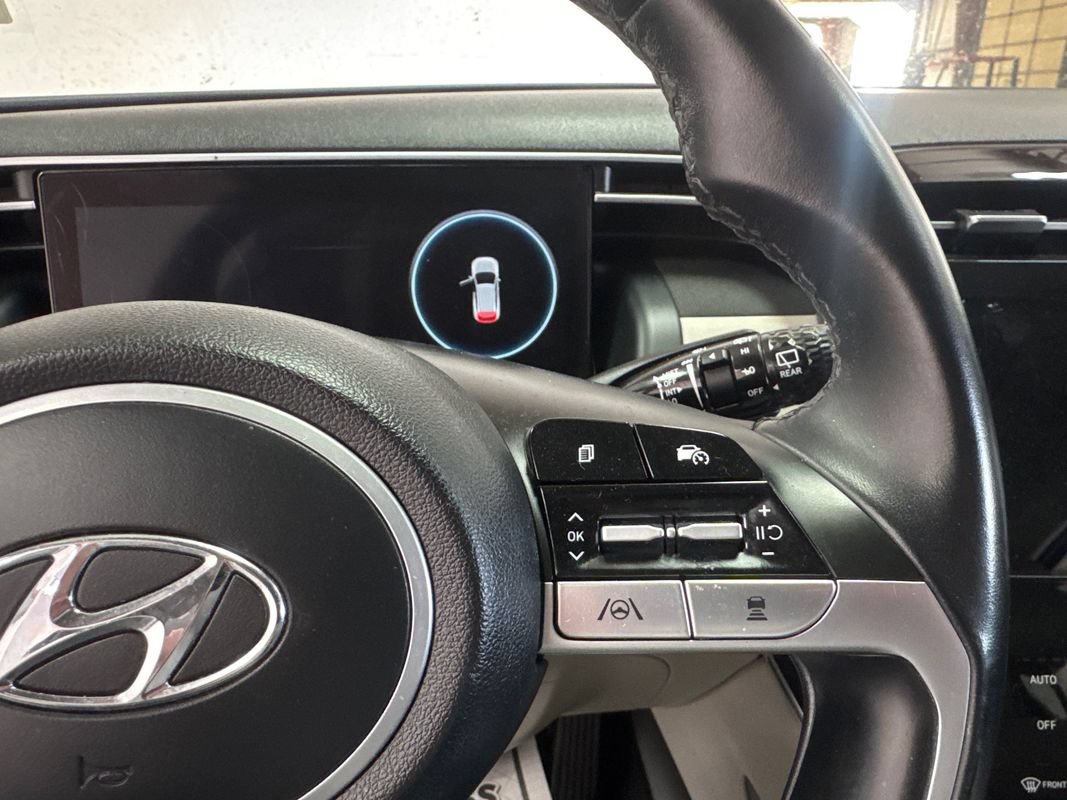 Used 2022 Hyundai Tucson SEL w/ Convenience + Premium Package FWD image 13
