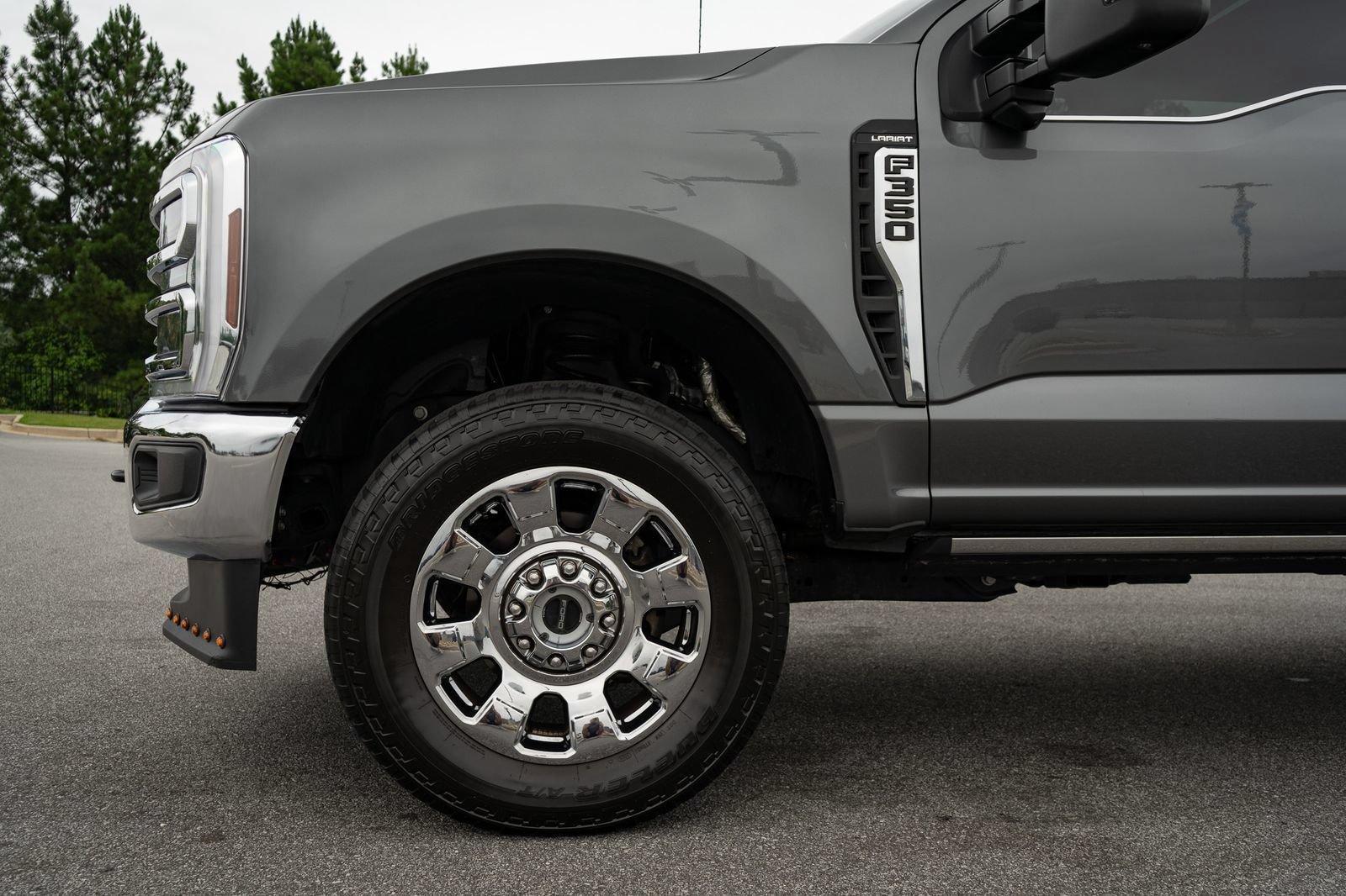 Used 2026 Ford F350 Lariat w/ Chrome Package AWD/4WD image 4