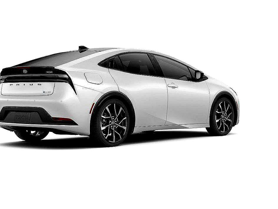 New 2025 Toyota Prius Plug-In Hybrid w/ Limited Premium Package FWD image 10