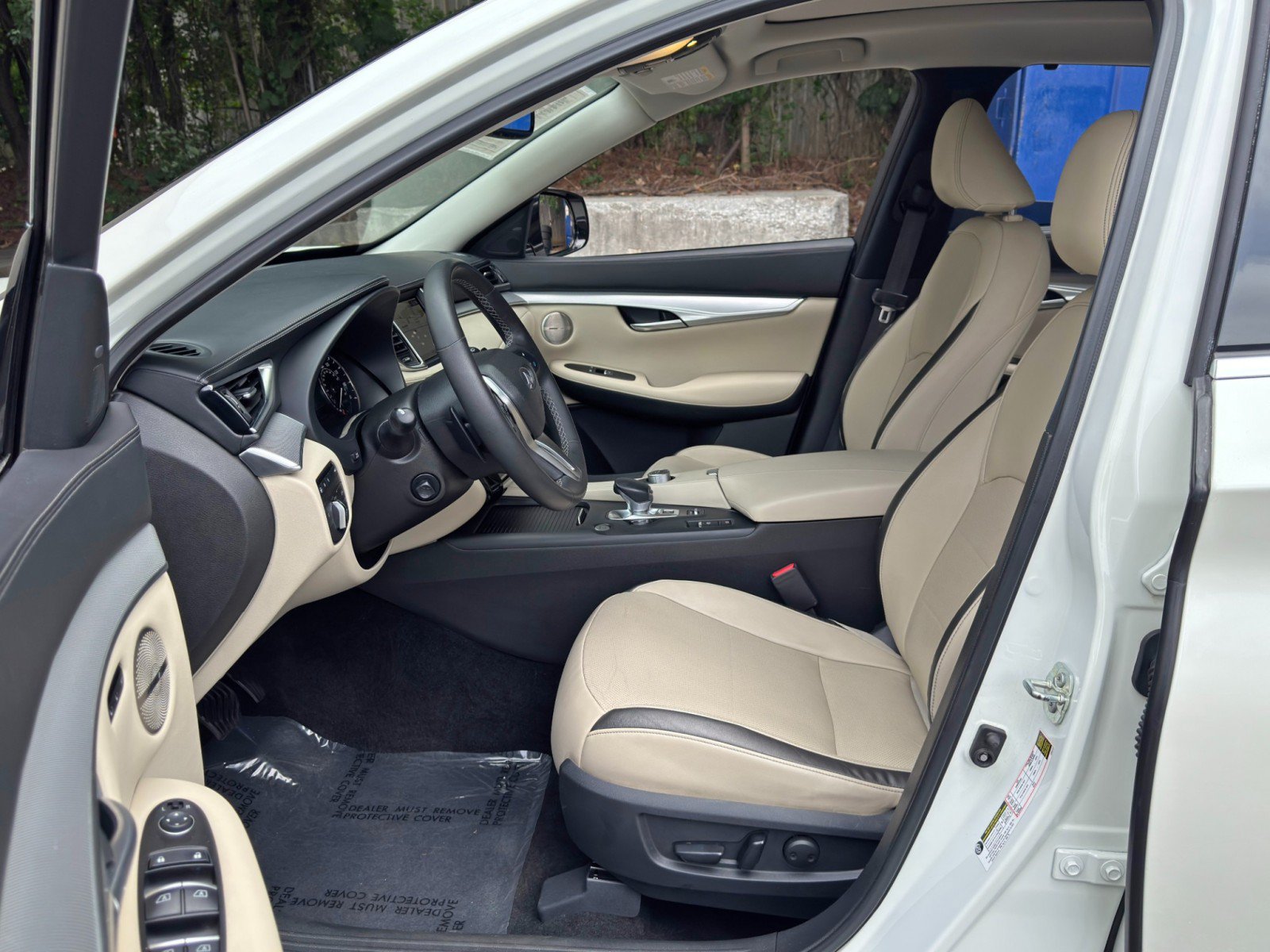 Used 2021 INFINITI QX50 Sensory FWD image 16
