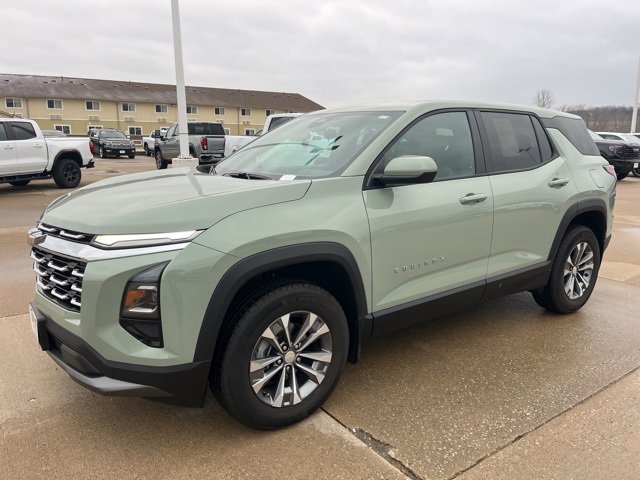 Used 2026 Chevrolet Equinox LT w/ Convenience Package II image 7