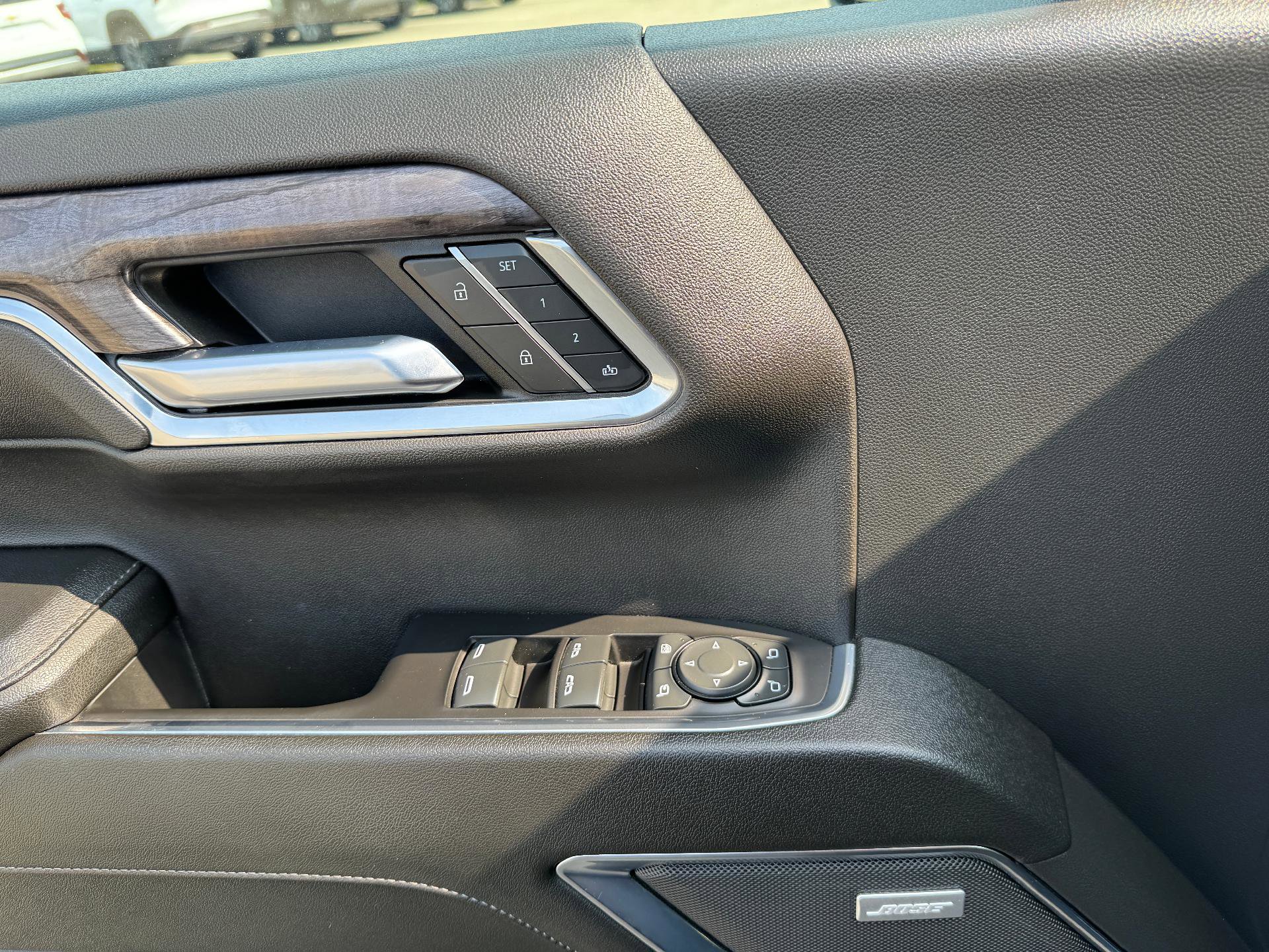 Certified 2023 Chevrolet Silverado 1500 LTZ w/ LTZ Convenience Package II image 25