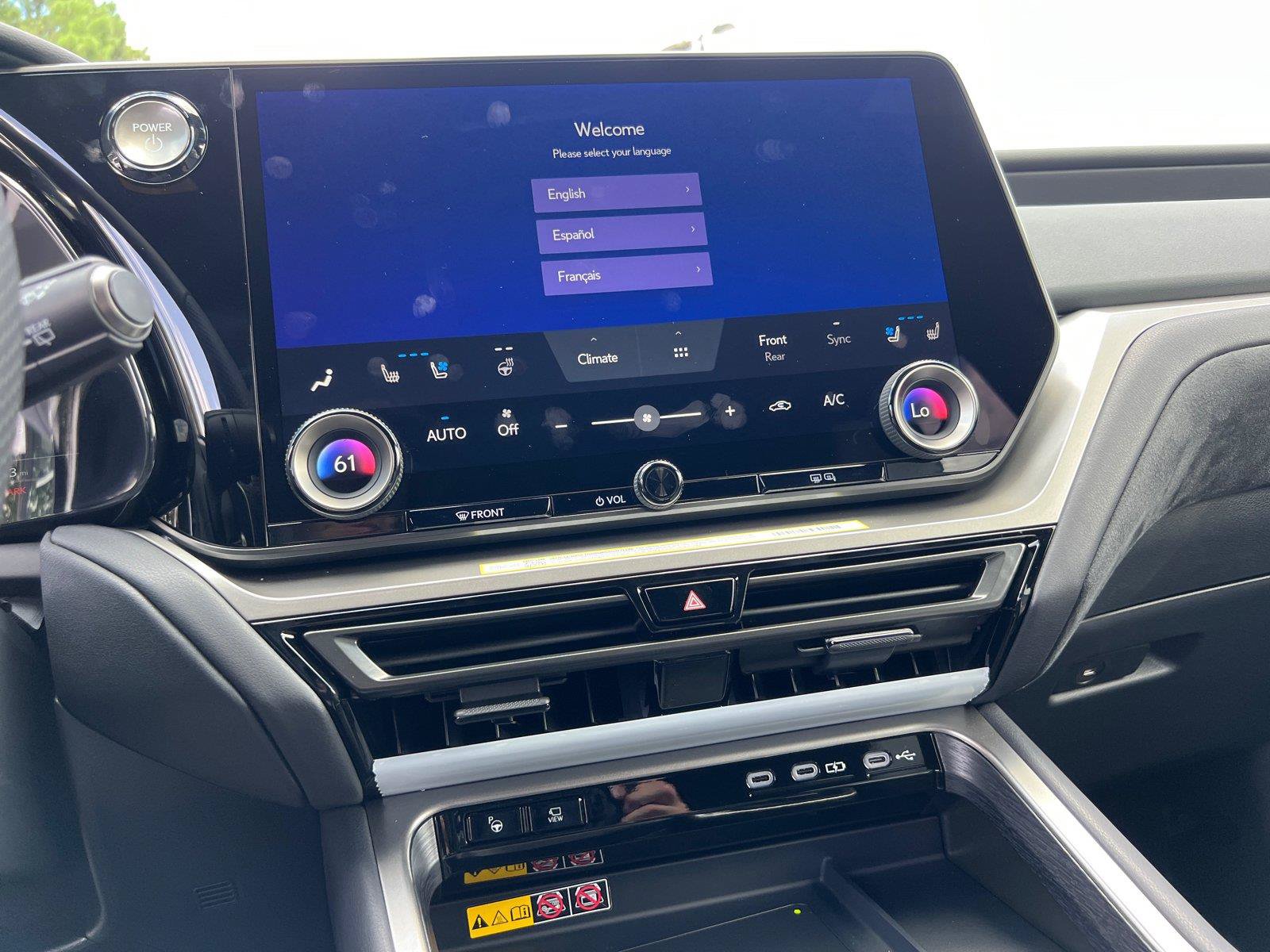 New 2026 Lexus TX 500h AWD image 21