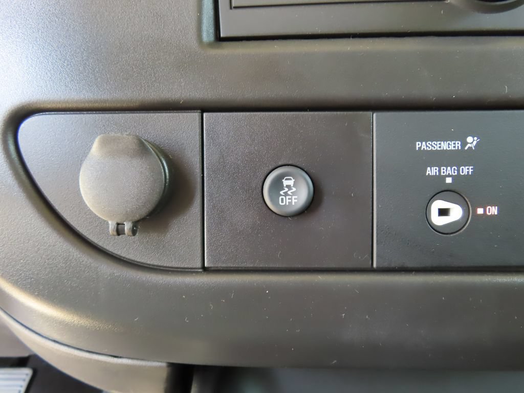 New 2026 Chevrolet Express 3500 Extended w/ Driver Convenience Package RWD image 8