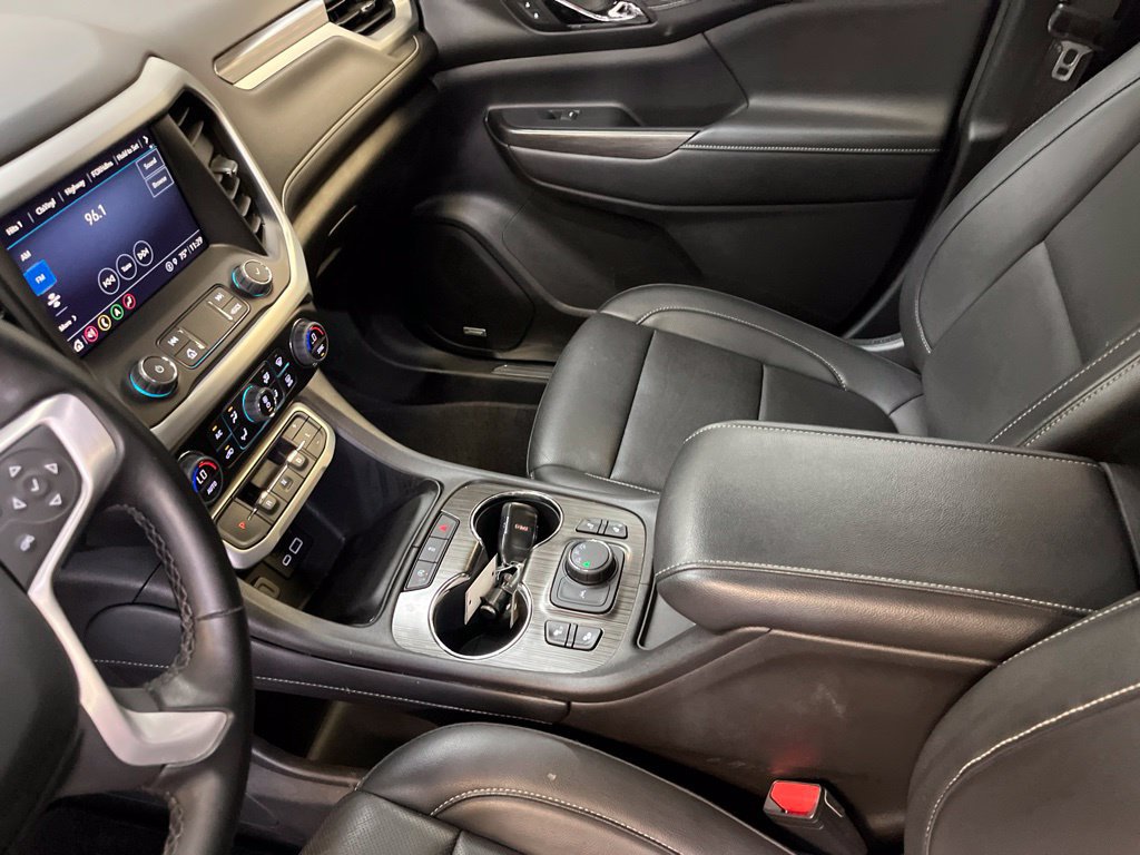 Used 2023 GMC Acadia SLT AWD/4WD image 17