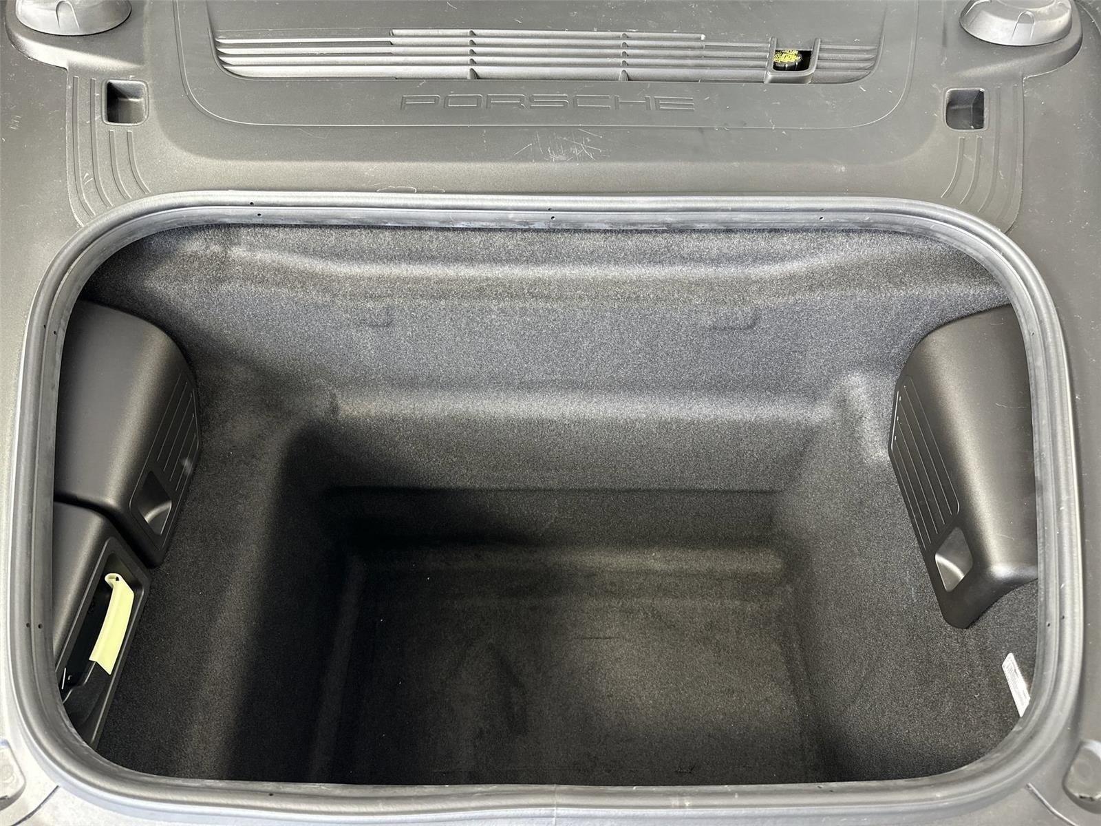 Used 2017 Porsche 911 Turbo S image 24