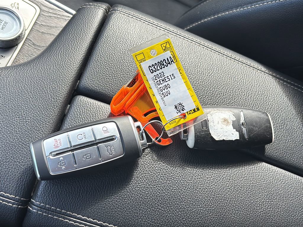 Used 2022 Genesis GV80 2.5T w/ Advanced Package 03 image 44