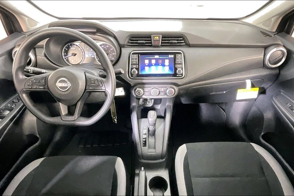New 2025 Nissan Versa S w/ Trunk Package FWD image 2