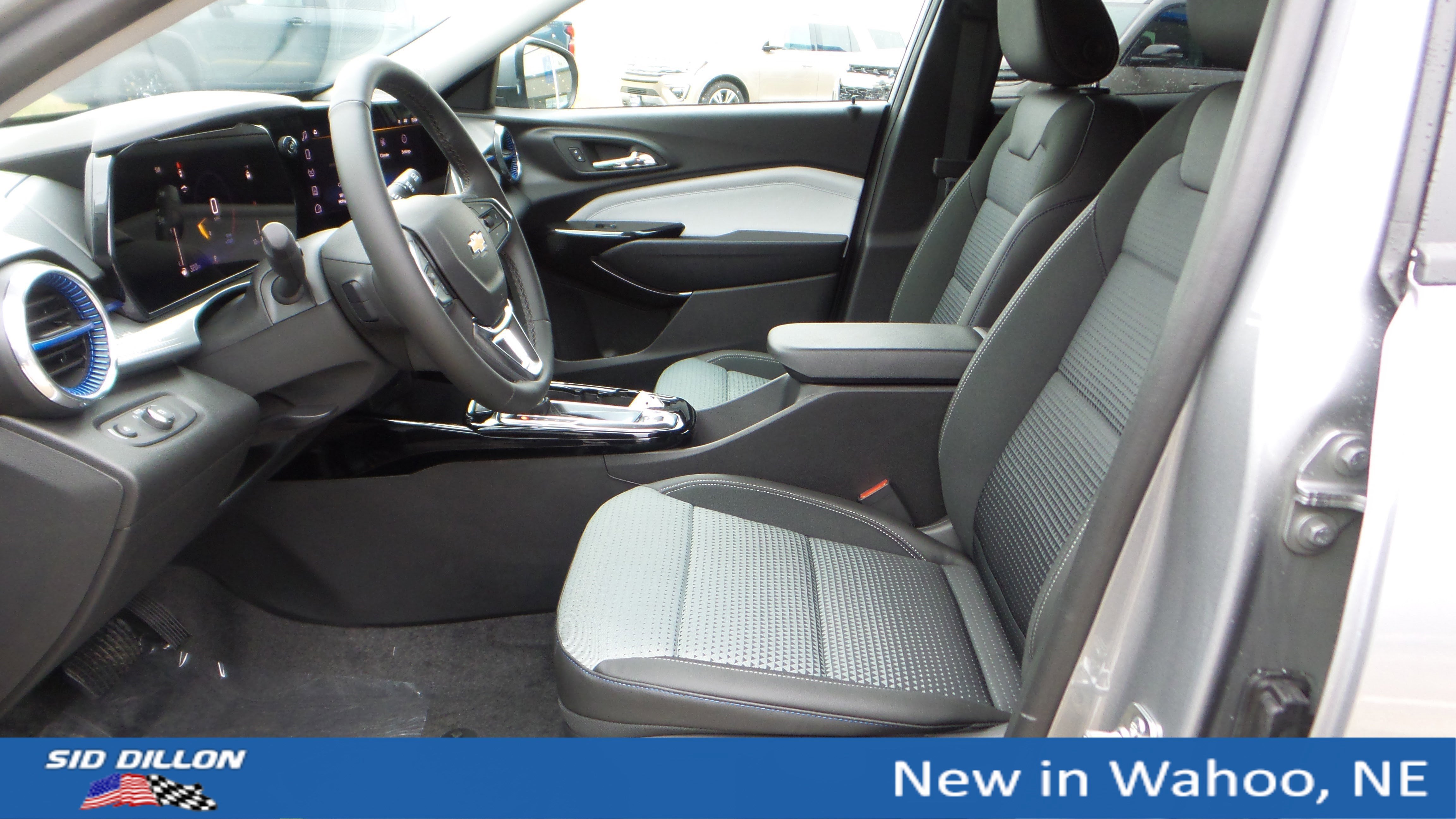 New 2026 Chevrolet Trax LT w/ Driver Confidence Package image 9