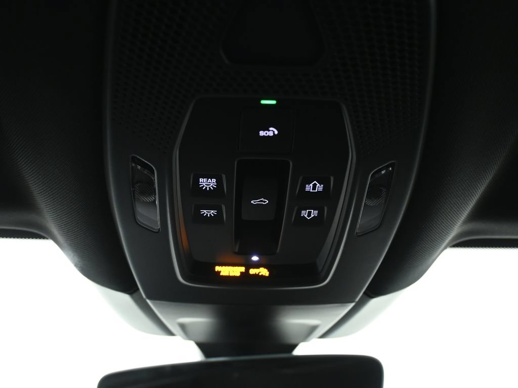 Used 2026 Porsche Panamera 4 AWD/4WD image 21