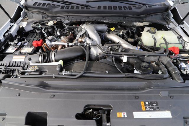 Used 2024 Ford F550 4x4 Regular Cab Super Duty image 31