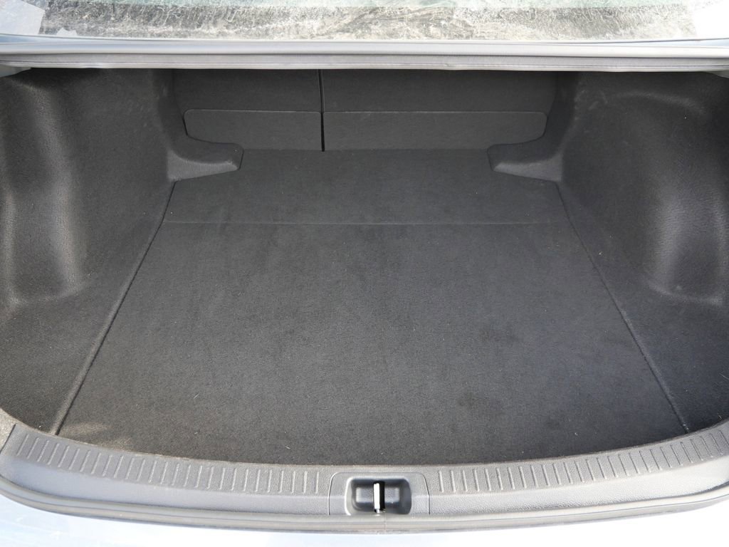 Used 2024 Toyota Corolla LE image 23