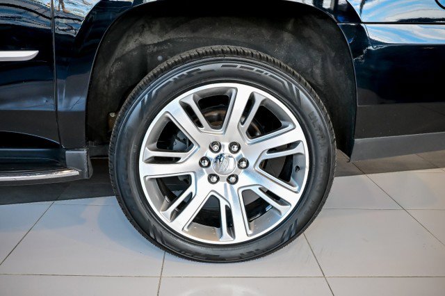 Used 2018 Cadillac Escalade ESV Luxury AWD/4WD image 47
