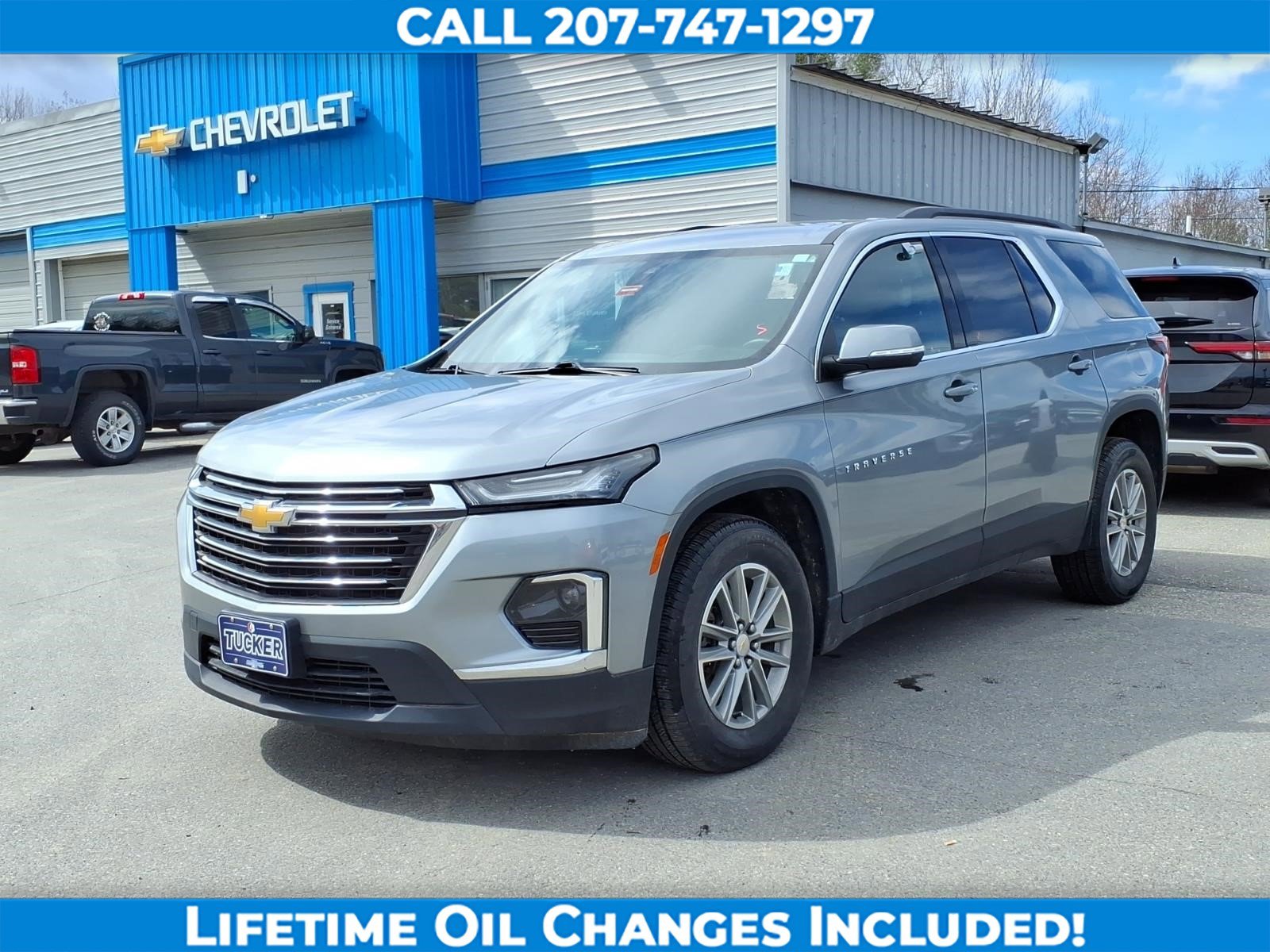 Used 2023 Chevrolet Traverse LT AWD/4WD image 1