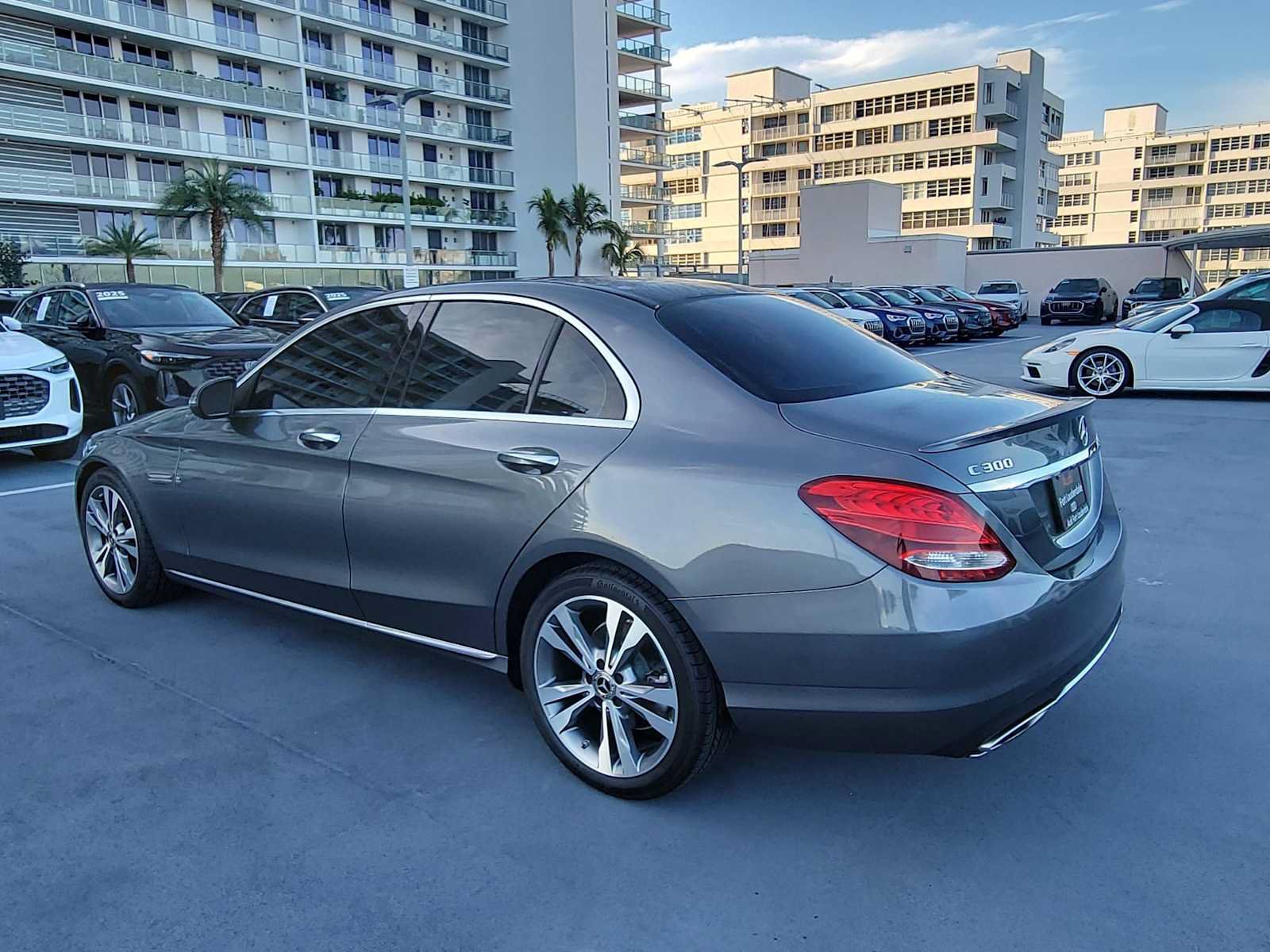 Used 2017 Mercedes-Benz C 300 Sedan image 4