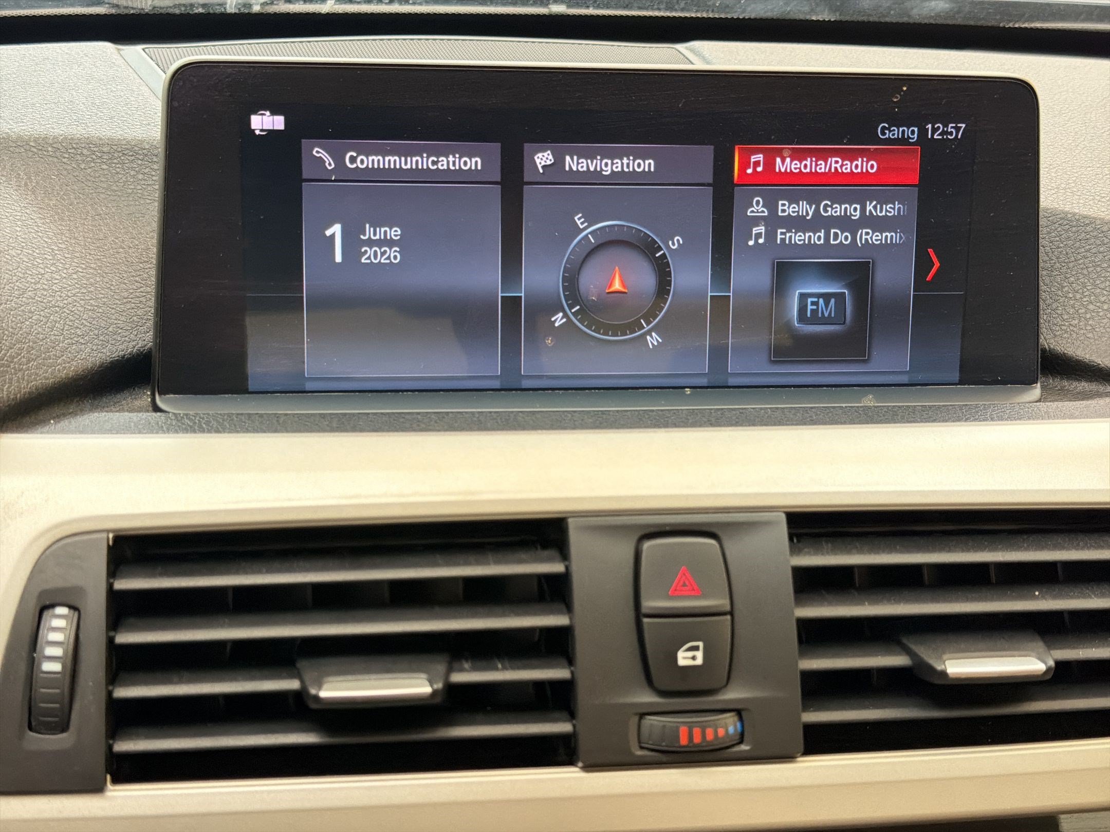 Used 2018 BMW 320i xDrive Sedan w/ Convenience Package AWD/4WD image 23