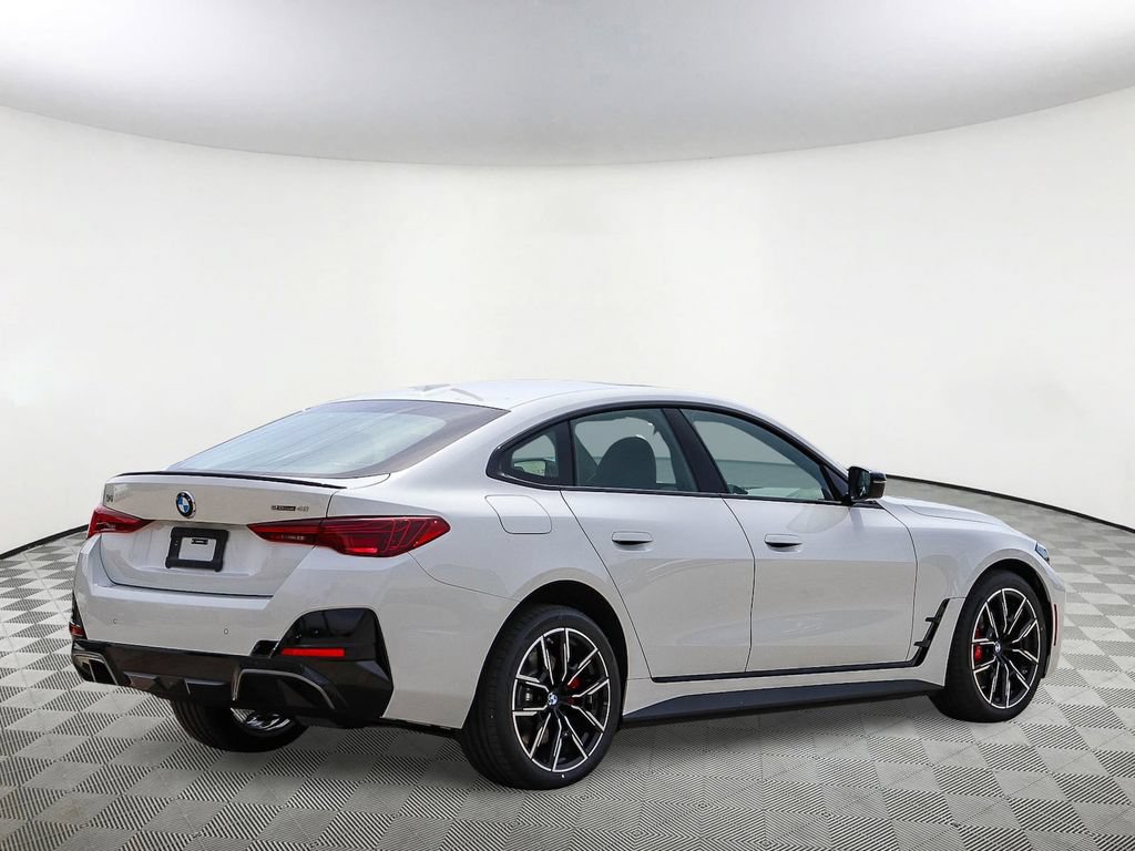 New 2026 BMW i4 eDrive40 w/ M Sport Package RWD image 4